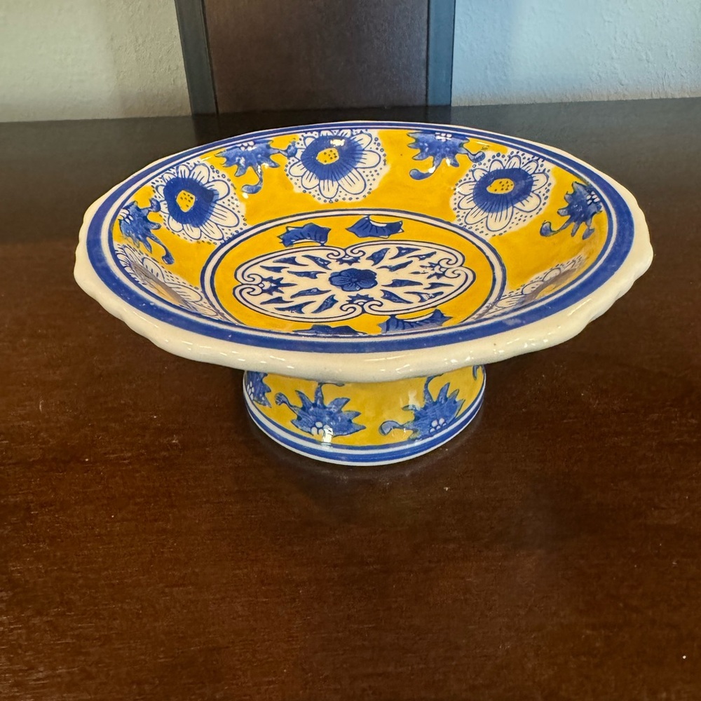 Handmade Vintage Chinese Pedestal Dish  beautifully decorated yellow and…